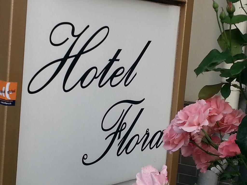 Hotel Flora Hanovra Exterior foto